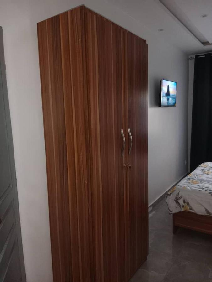 Appartement Studio Emeraude - Cosy Et Climatise - Saraba Mermoz Dakar